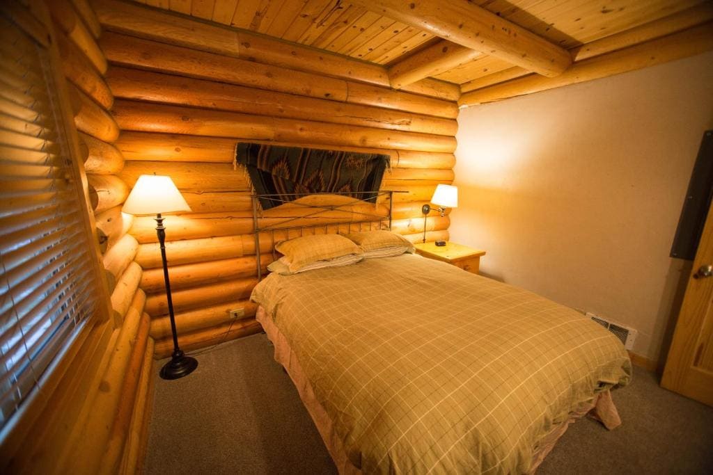 Two-Bedroom Cottage room - Image 3