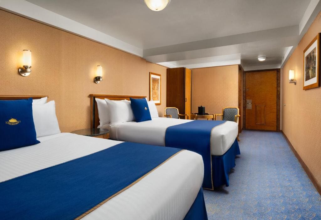Double Queen Stateroom room - Image 2