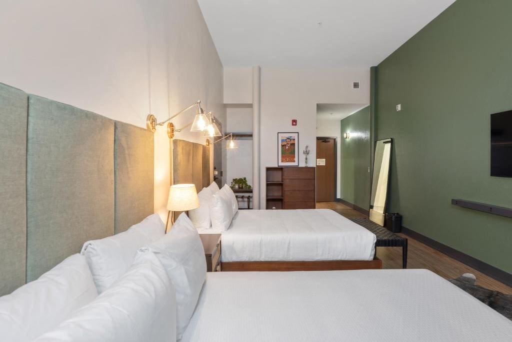 Queen Room room - Image 2