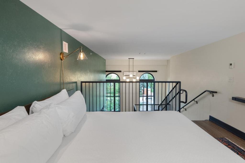 Loft room - Image 2
