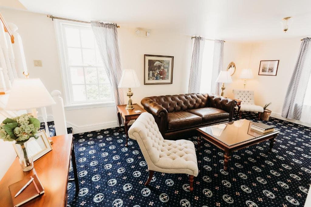 Suite with Hot Tub room - Image 1