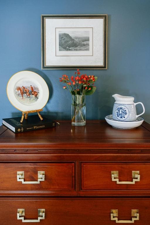 Four-Bedroom House room - Image 1