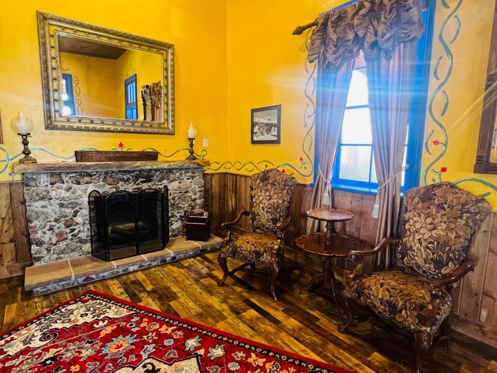 Standard King Room room - Image 2