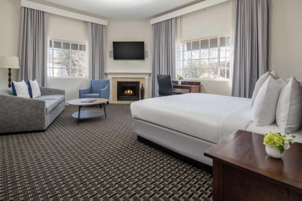 King Studio Suite room - Image 2