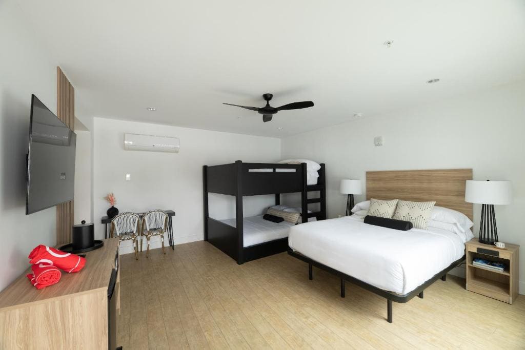 Standard Triple Studio room - Image 1
