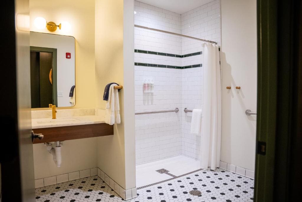 King Room - Disability Access room - Image 1