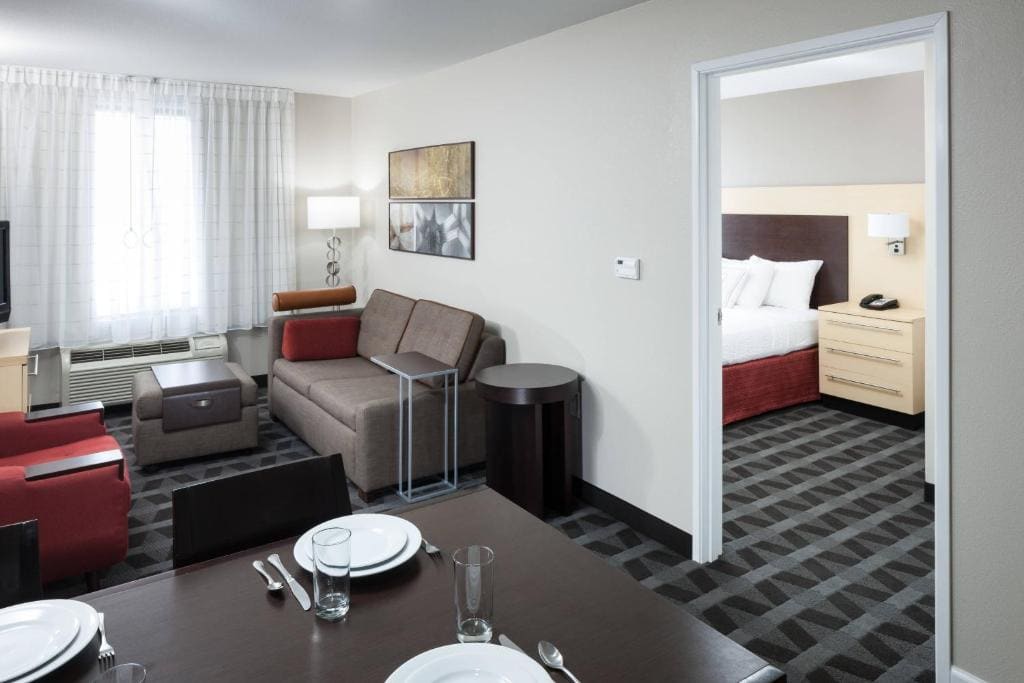 Two-Bedroom Suite room - Image 1