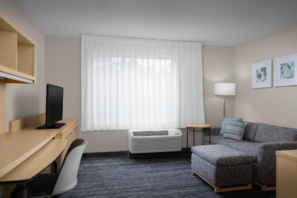 One-Bedroom Suite with Sofa Bed room - Image 2