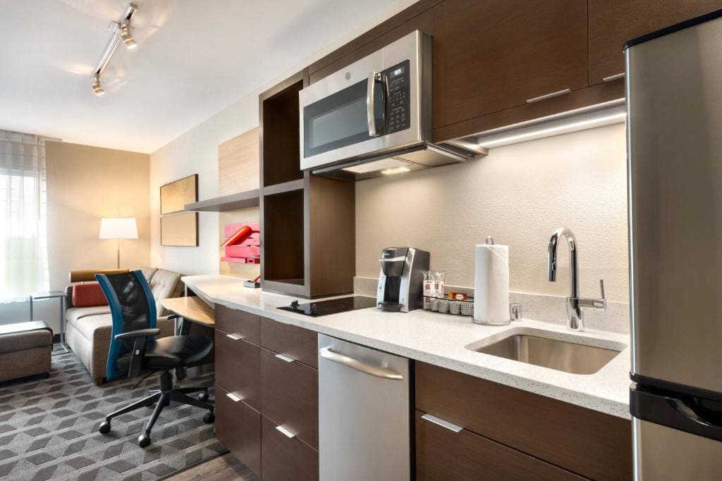 One-Bedroom Queen Suite with Sofa Bed room - Image 1