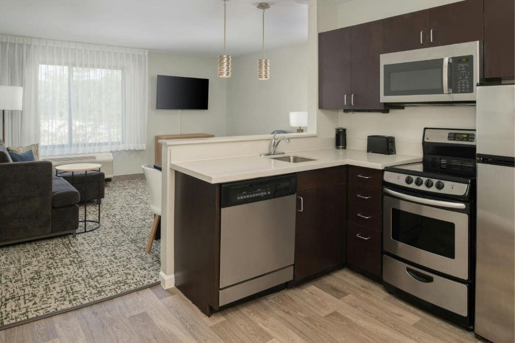 Two-Bedroom Suite room - Image 1