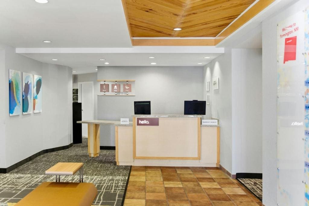 King Studio with Sofa Bed room - Image 3