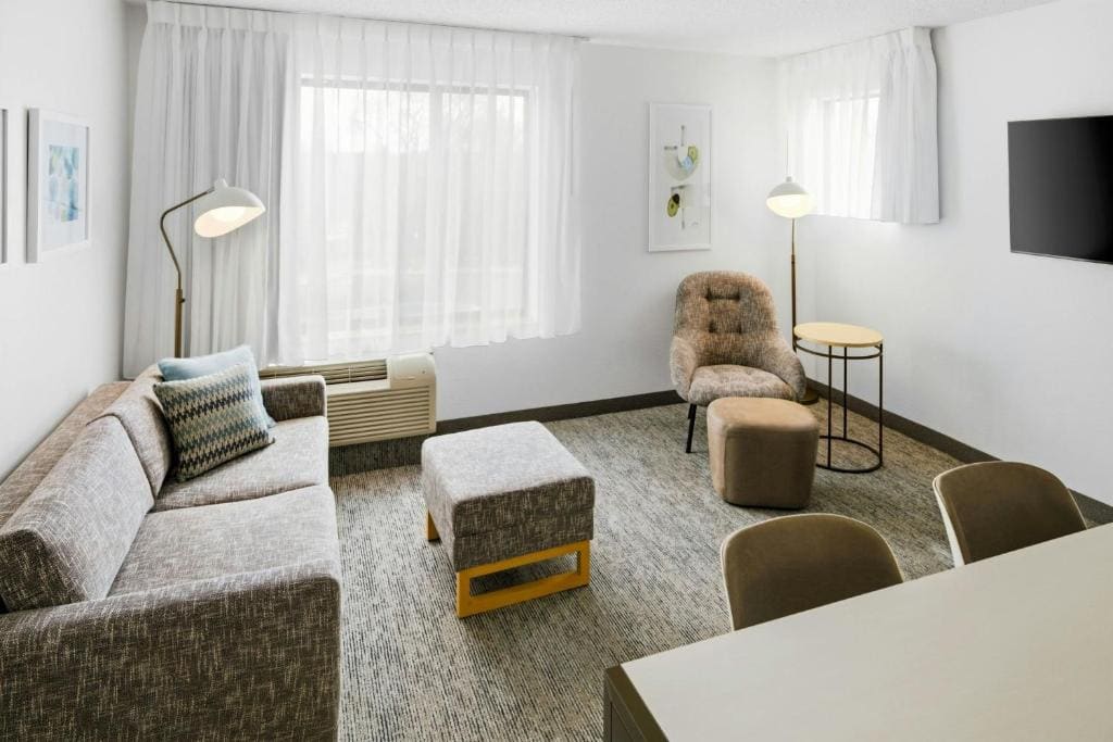 Two-Bedroom Suite room - Image 1
