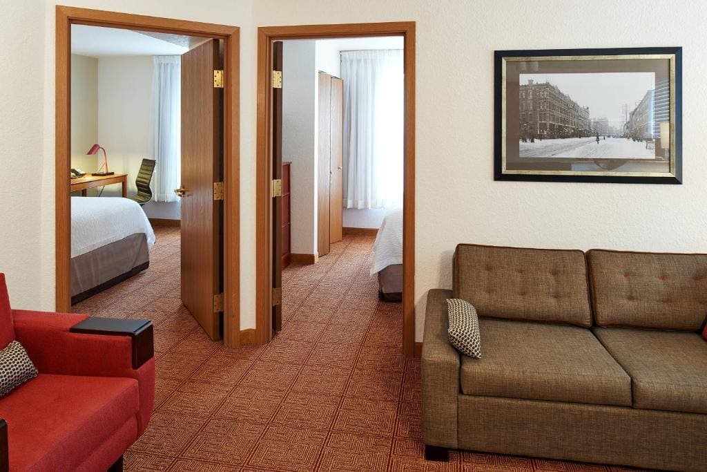 Two-Bedroom Suite room - Image 2