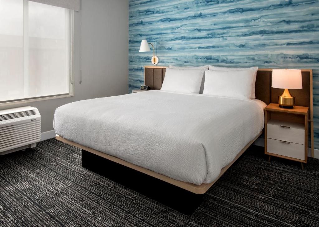One-Bedroom King Suite with Sofa Bed room - Image 1