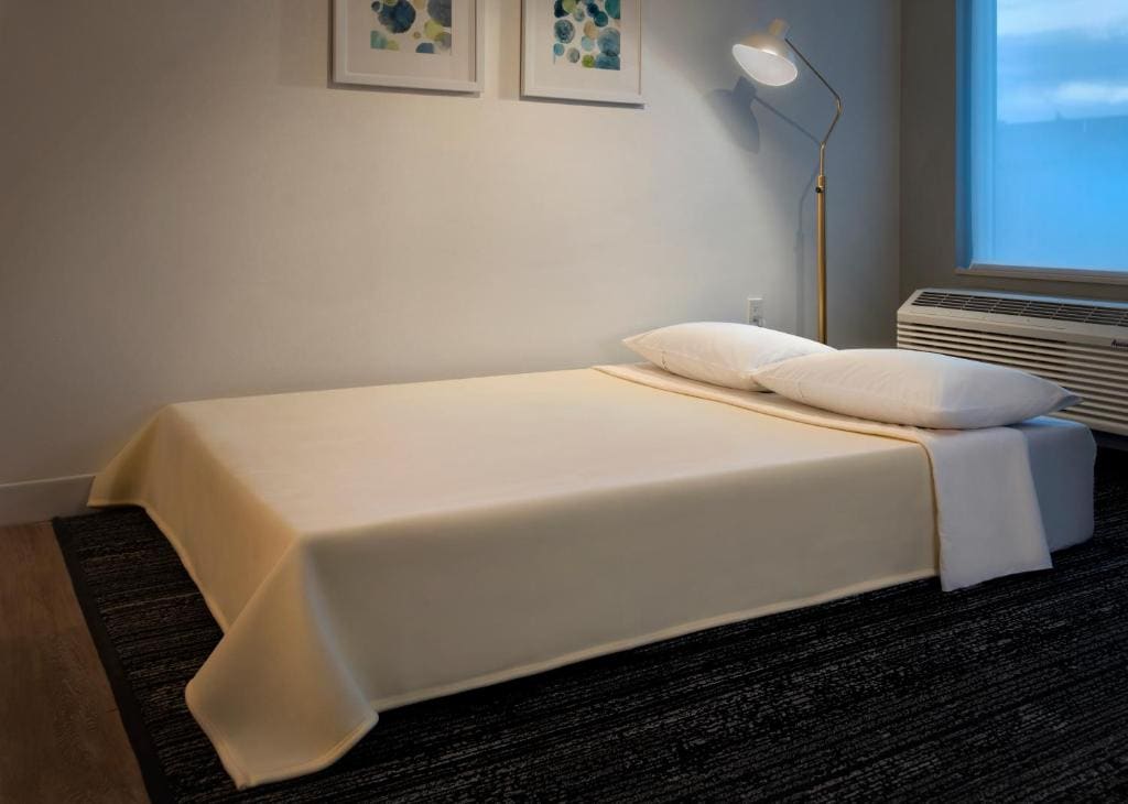 One-Bedroom King Suite with Sofa Bed room - Image 2