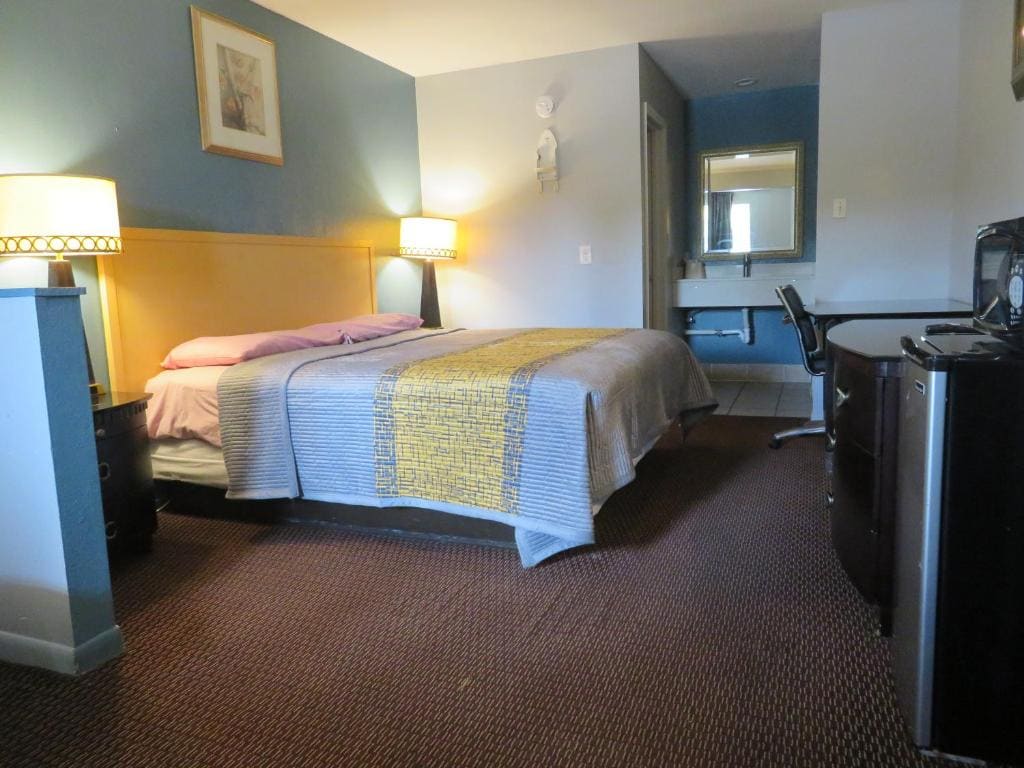 King Room room - Image 1