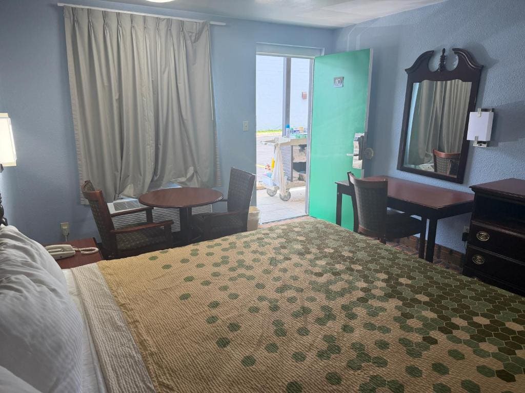 King Room room - Image 2