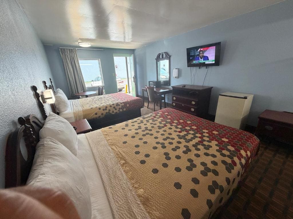 Queen Room room - Image 3