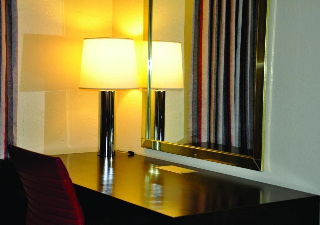 Family Room room - Image 3