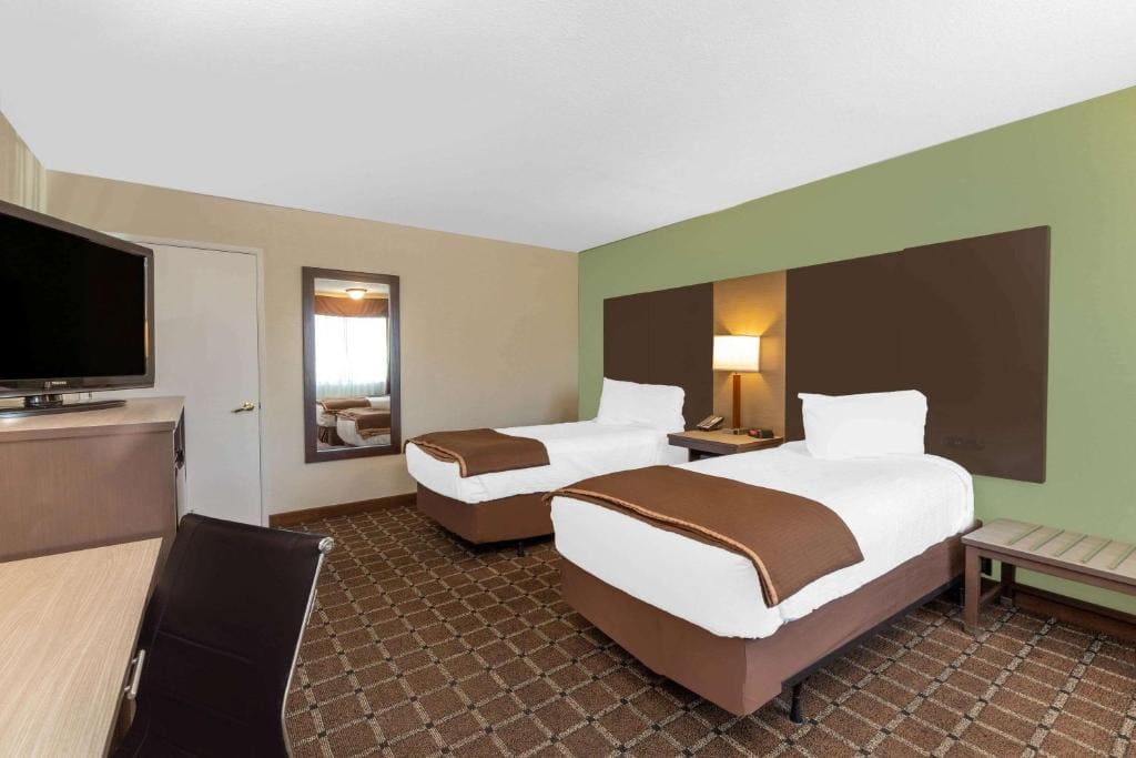 King Room - Non-Smoking room - Image 1