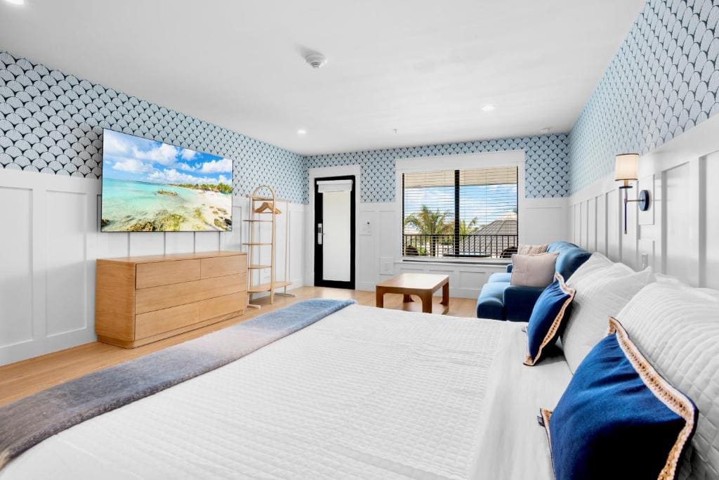 Pool View King Room with a Terrace room - Image 2