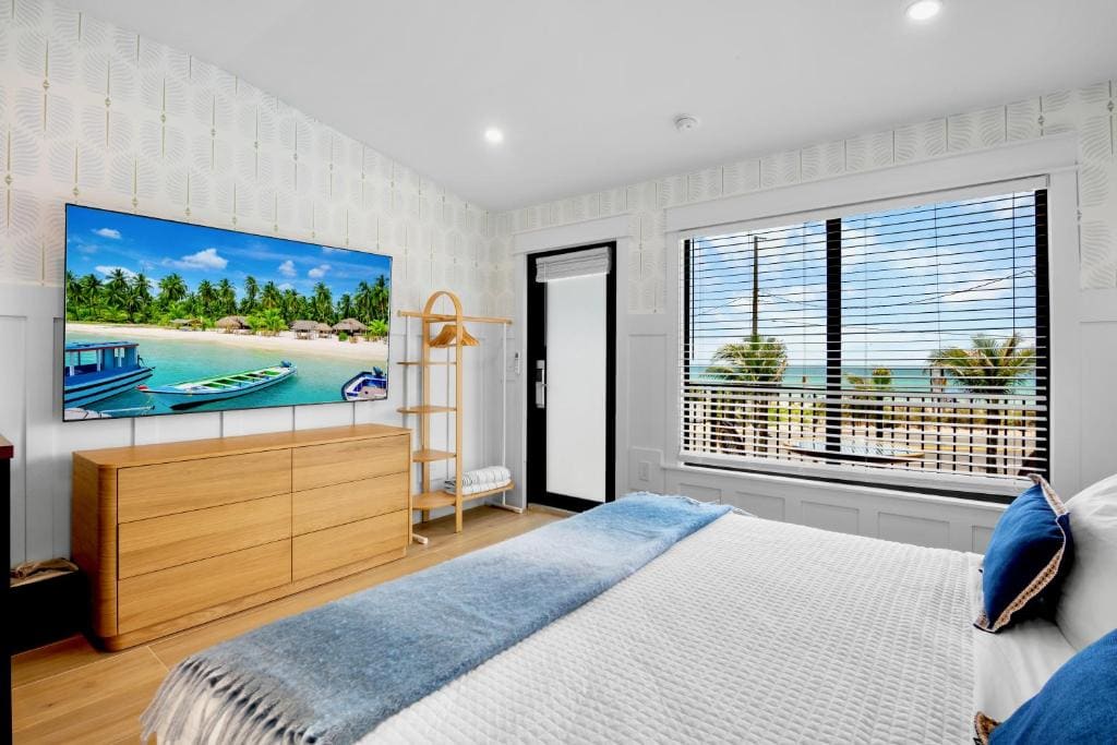 Ocean View King Room with Terrace room - Image 1