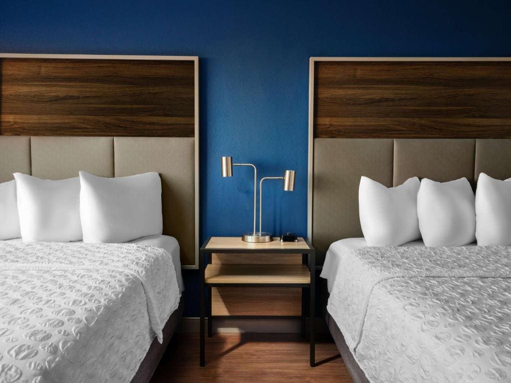 Queen Room with Two Queen Beds room - Image 1
