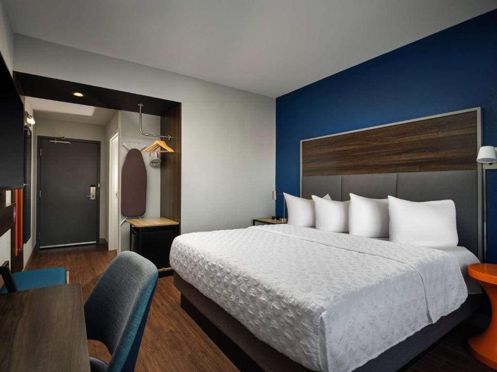 King Room room - Image 1