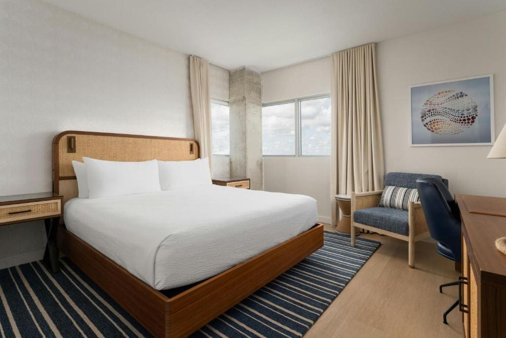 King Suite with Balcony and Sofa Bed room - Image 2