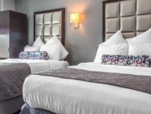 Double Room with Two Double Beds - Non-Smoking room - Image 2