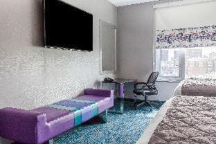 Double Room with Two Double Beds - Non-Smoking room - Image 3