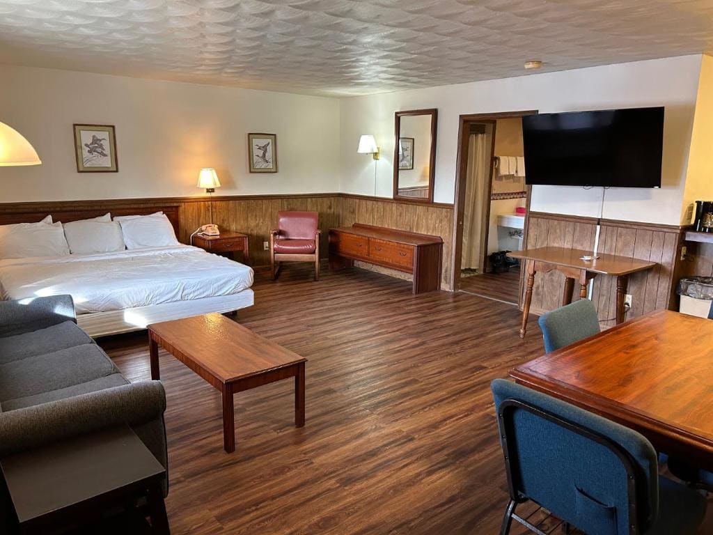 King Suite room - Image 1