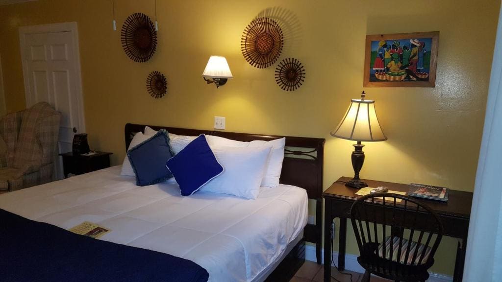 Standard King Room room - Image 2