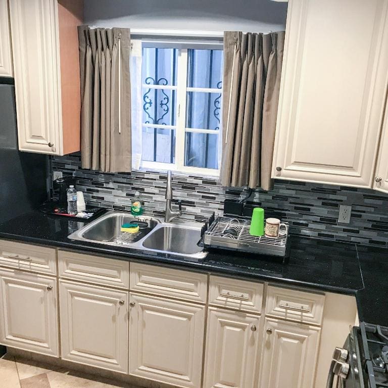 Family Studio with Kitchen room - Image 2