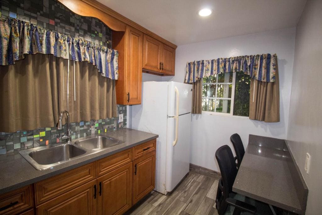 Suite with Spa Bath room - Image 3