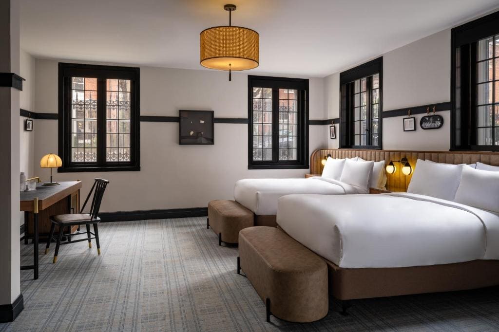 Traditional Queen Room with Two Queen Beds room - Image 3