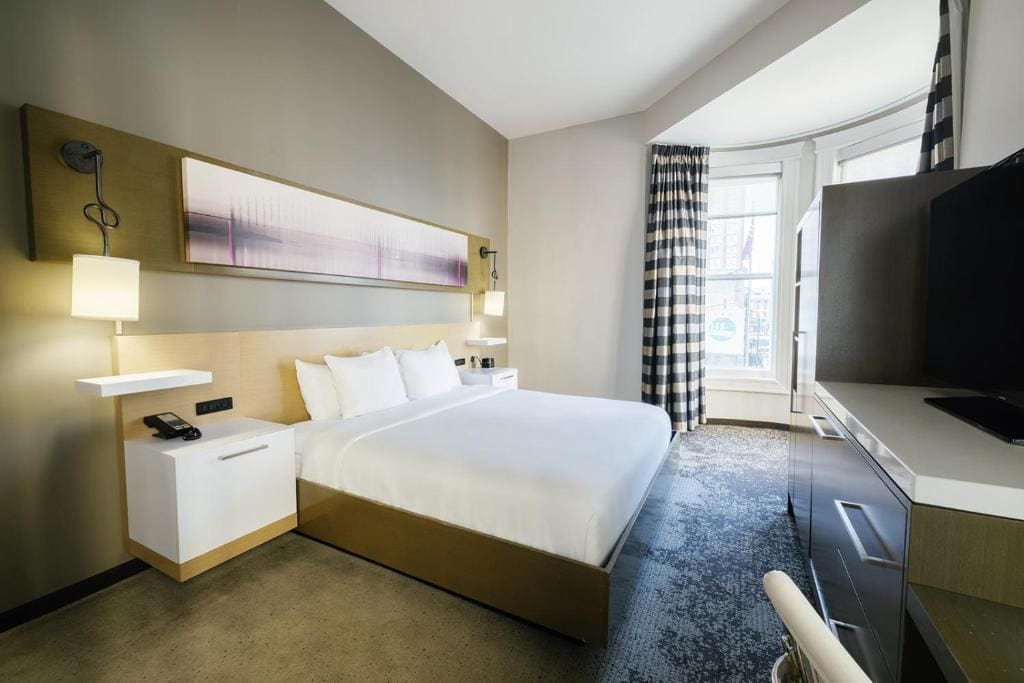 Standard King Room room - Image 2