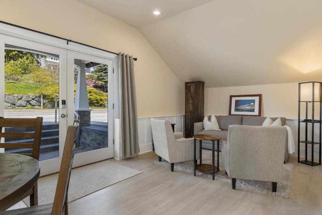 Two-Bedroom Suite room - Image 1