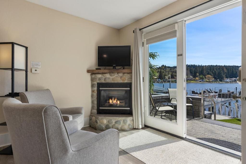 Superior King Room with Sea View room - Image 1