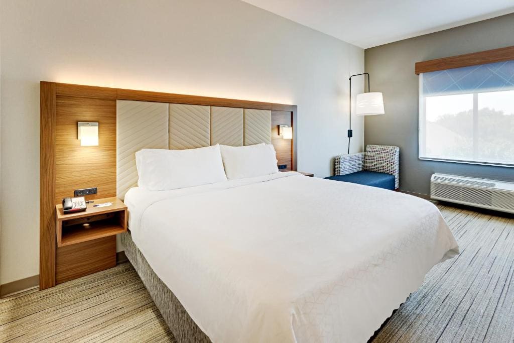 Standard King Room room - Image 2