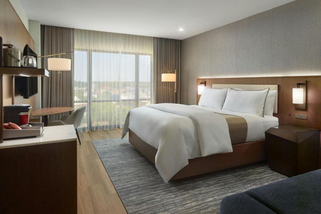 Premium Deluxe, Guest room, 1 King room - Image 1