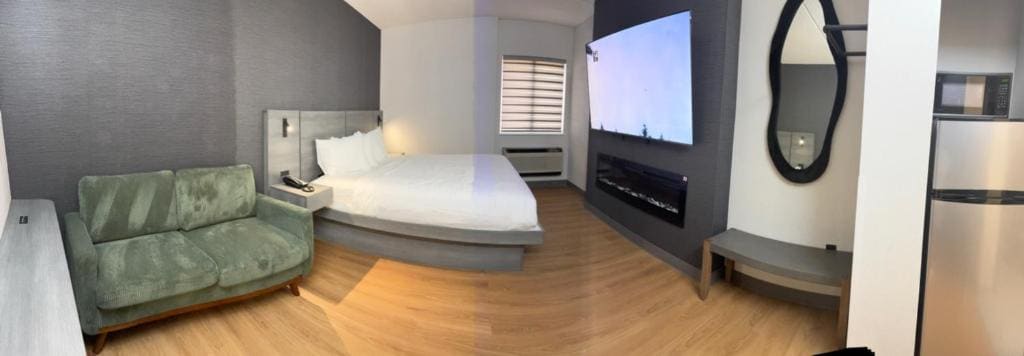 Standard King Room room - Image 2