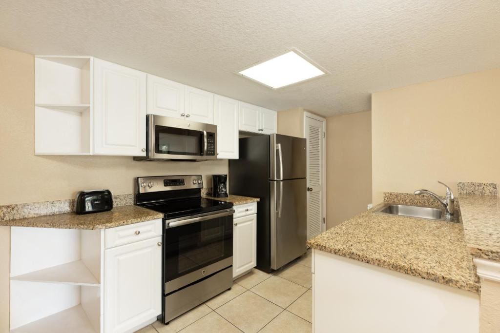 One-Bedroom Villa room - Image 3