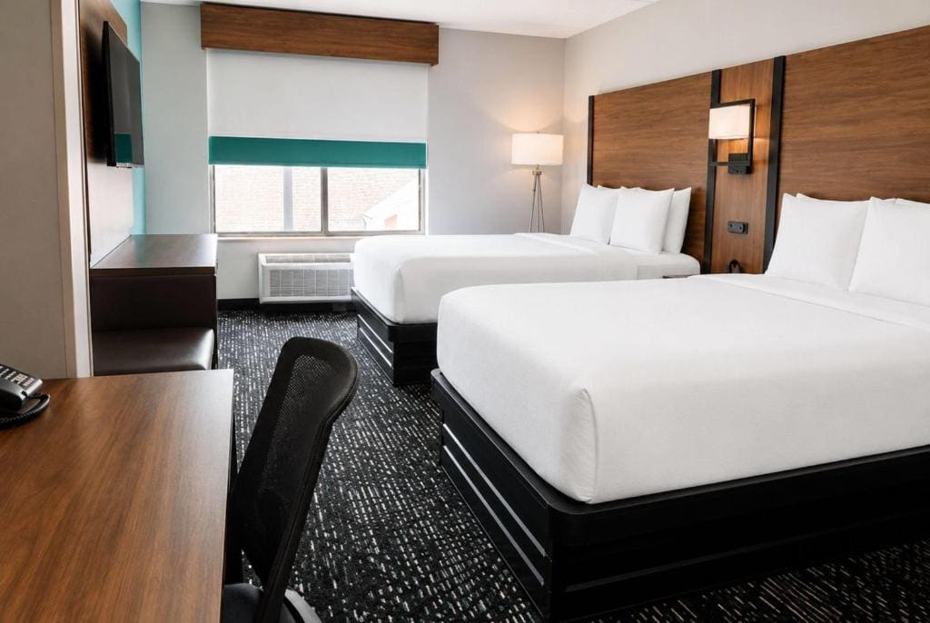 Queen Room with Two Queen Beds - Accessible/Non-Smoking room - Image 1