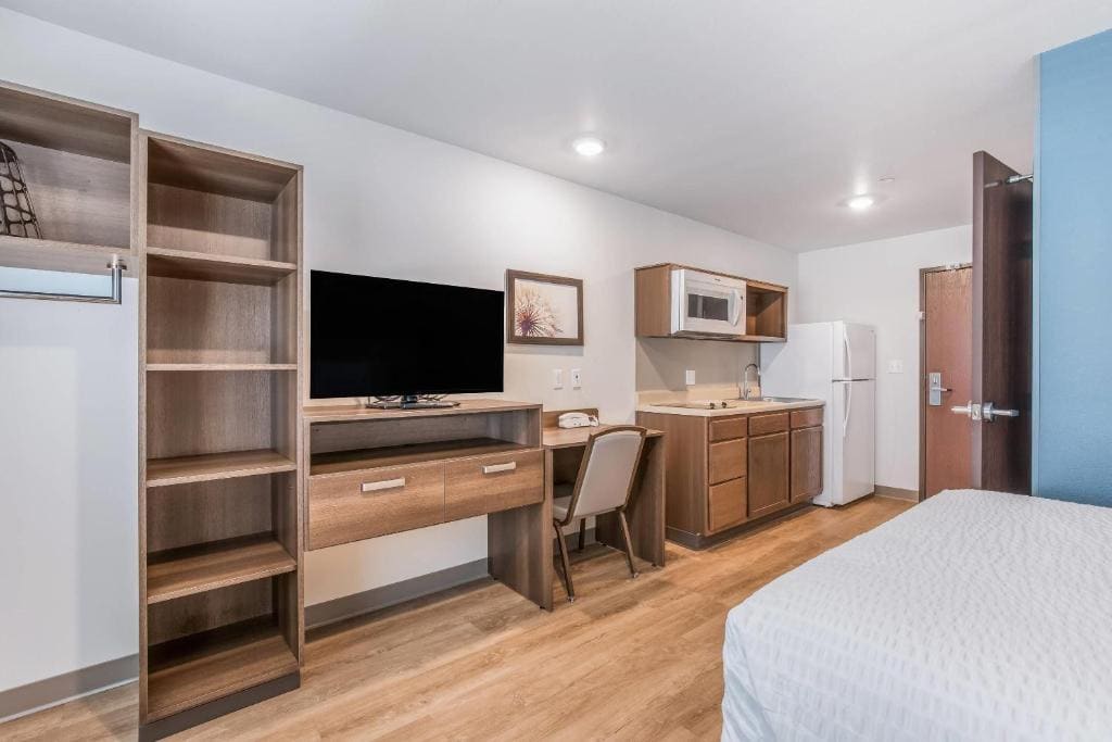 Standard Queen Room - Non-Smoking room - Image 2