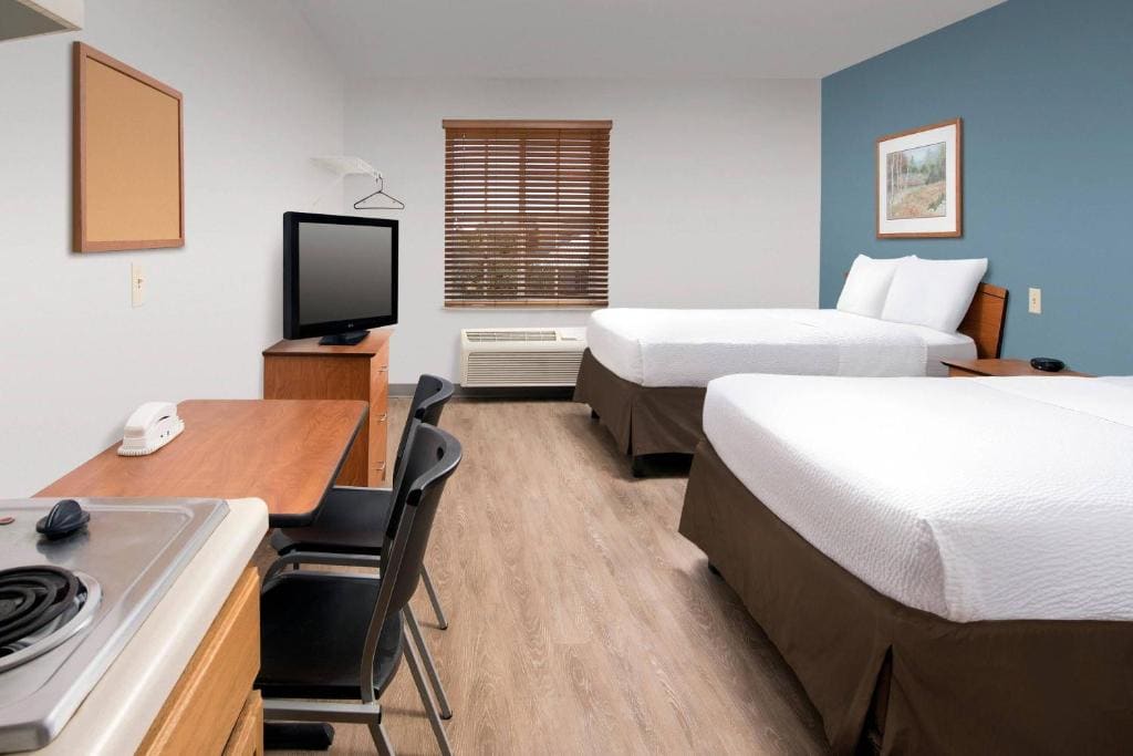 Double Room with Two Double Beds - Non-Smoking room - Image 1