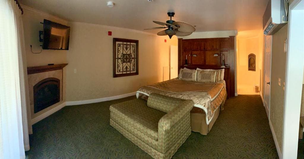 Suite with River View room - Image 2