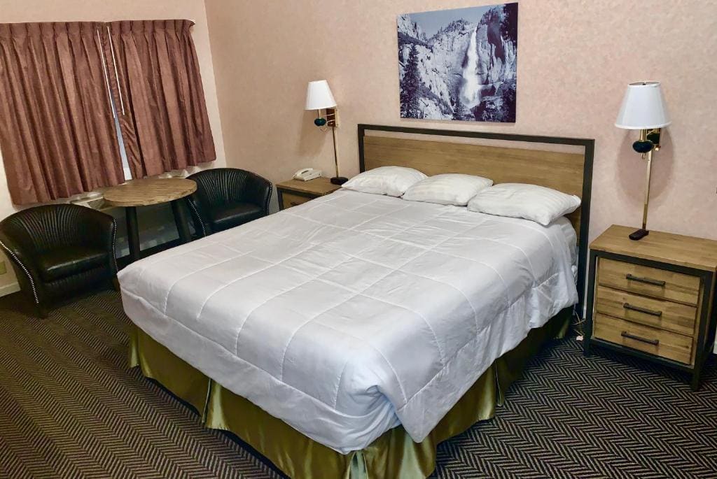 Quadruple Room room - Image 1