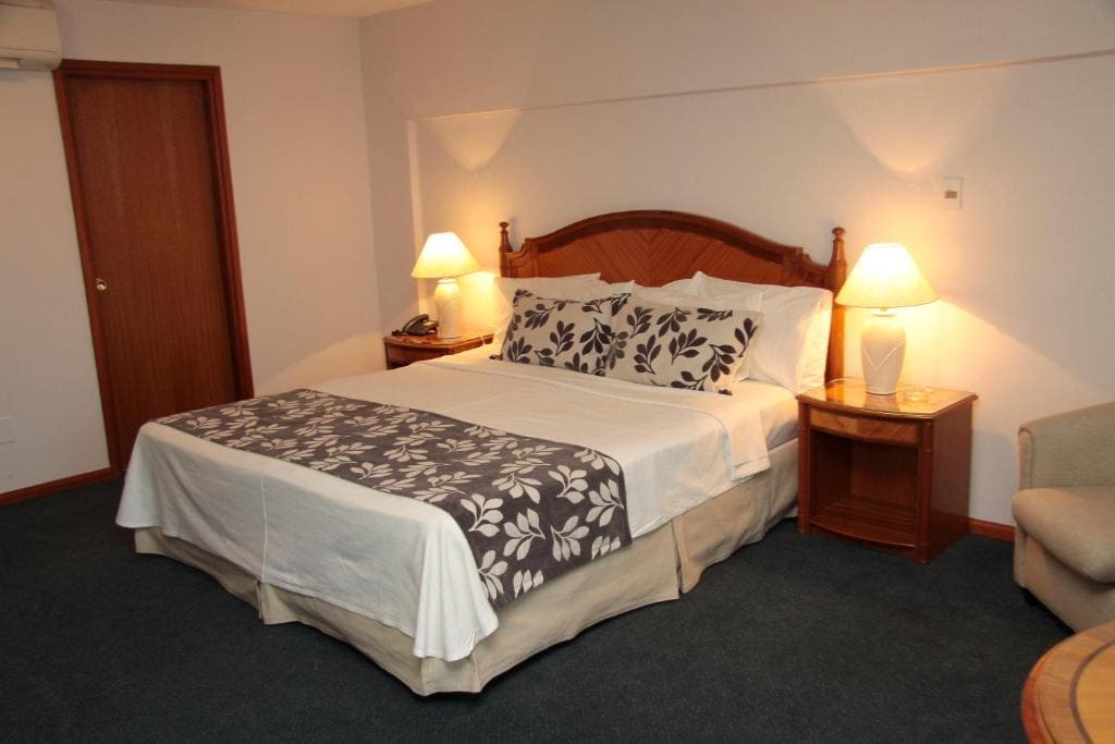 Executive Suite room - Image 3