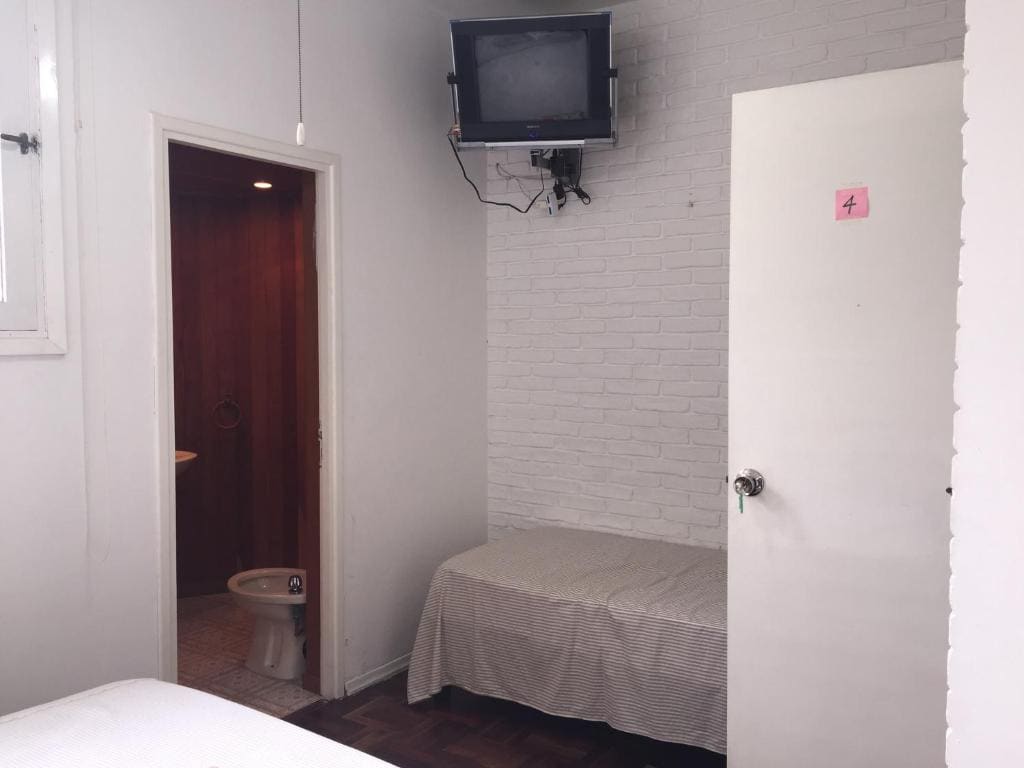Triple Room with Shared Toilet room - Image 2